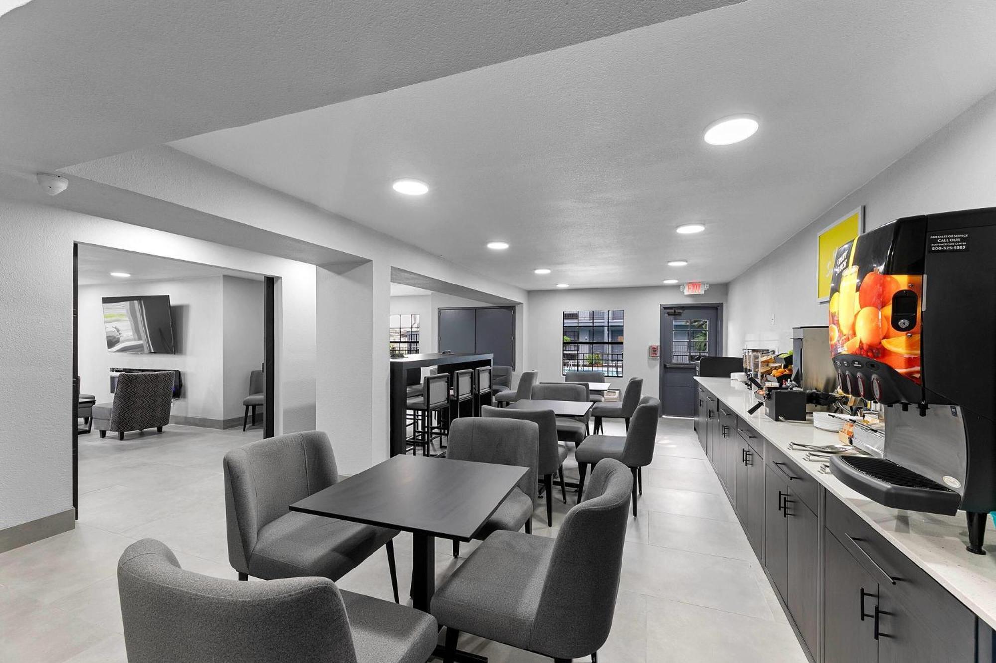 Days Inn By Wyndham San Antonio Near Lackland Afb 外观 照片