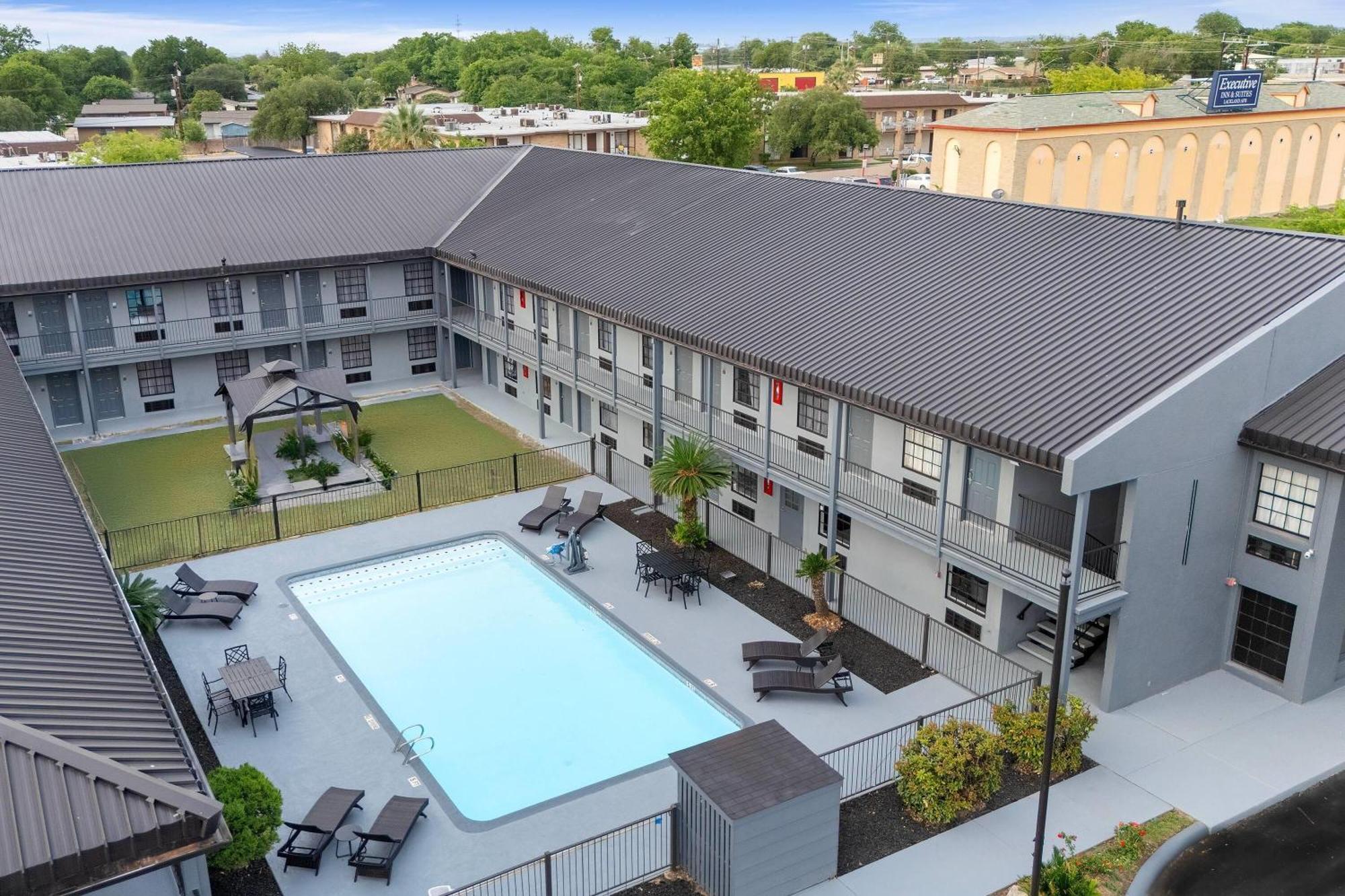 Days Inn By Wyndham San Antonio Near Lackland Afb 外观 照片